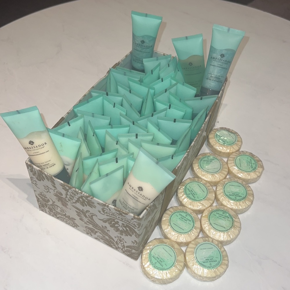 Spa guest bathroom toiletries lotions 🧴 60 variety pc w/ box - Picture 15 of 16